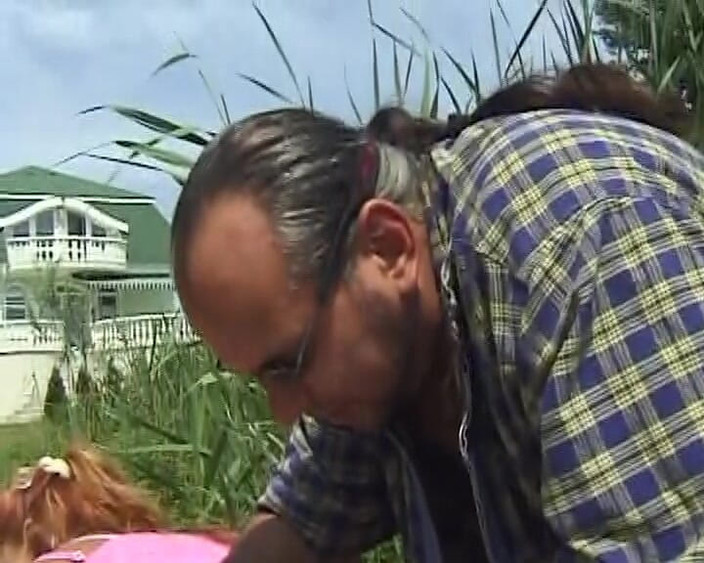 German amateur couples: Рыжую немецкую крошку в на природе