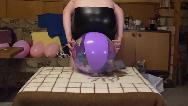 BeachBallsDuo: Myve Złamał stół! 190 kg para vs 9 dużych piłek plażowych, pierścienie...