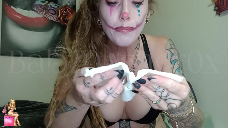 Babz0nther0x: All Sneezed Out Clown Face