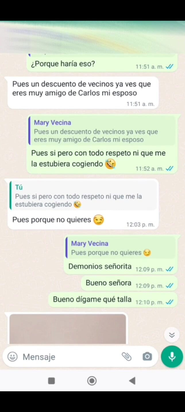 Mexicasero: Mrs. Mary मुझे फिर से एक संदेश भेजती है और मैं उसकी पोशाक के नीचे रिकॉर्ड करती हूं और मैंने उसका मज़ा लिया