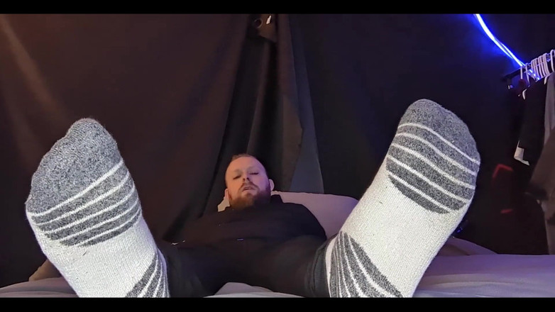 WolfgangWhite: TRUE SISSIES Worship Bare Alpha Male Feet