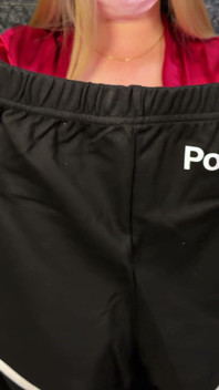 25k ग्राहकों के लिए Pornhub के सबसे प्यारे उपहारों को अनबॉक्स करना
