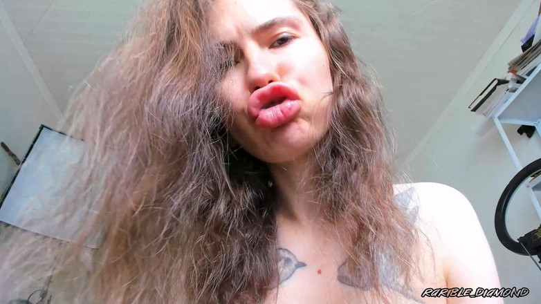 Rarible Diamond: Pov che annusa le labbra personalizzato