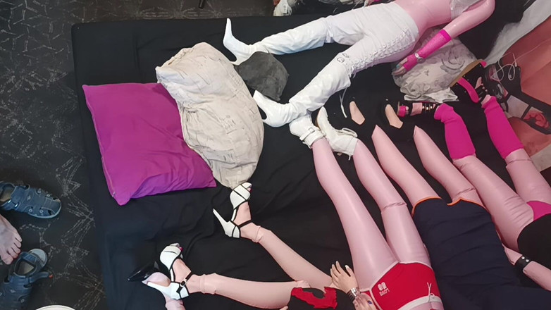 Boris Heycall Art Dolls: Orgia di bambole reali: scopo le mie bellezze e mi...