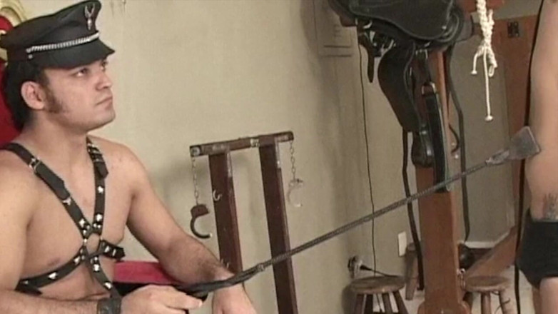 Bareback porn with straight boy: Latinoameričan šuká bez sedla kvůli exhib sexu