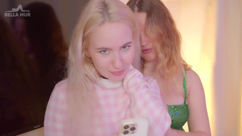 Bella Mur: Sensual Lesbian Sex with Blonde and Redhead