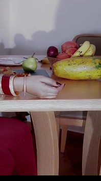 Sexo bhabi con hermanastra india caliente en repartidor de audio hindi, video hindi completo viral