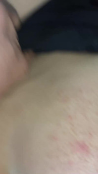 Ateşli arap seksi, güzel bir kadını götten sikiyor