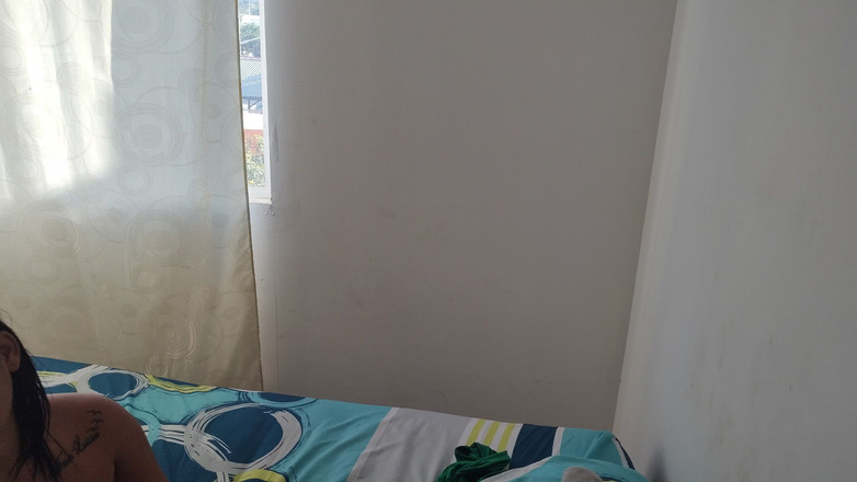 PABLO N3GROBAR: Antrenament pentru instalarea camerei.... Ea este nouă atât de