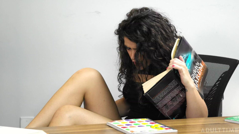 Adult Time: Adult time - la pawg victoria voxxx scopata ruvidamente dal capo...