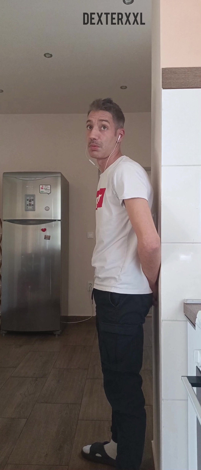 Dexterxxlfun: Lelaki kurus seksi Thomas dihisap air mani blowjob perlahan dari...
