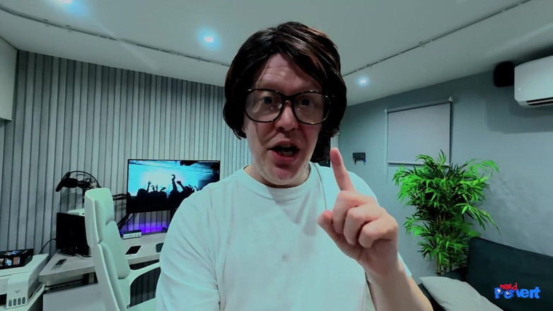 Nerd Pervert: Lola Rae - 双泡泡