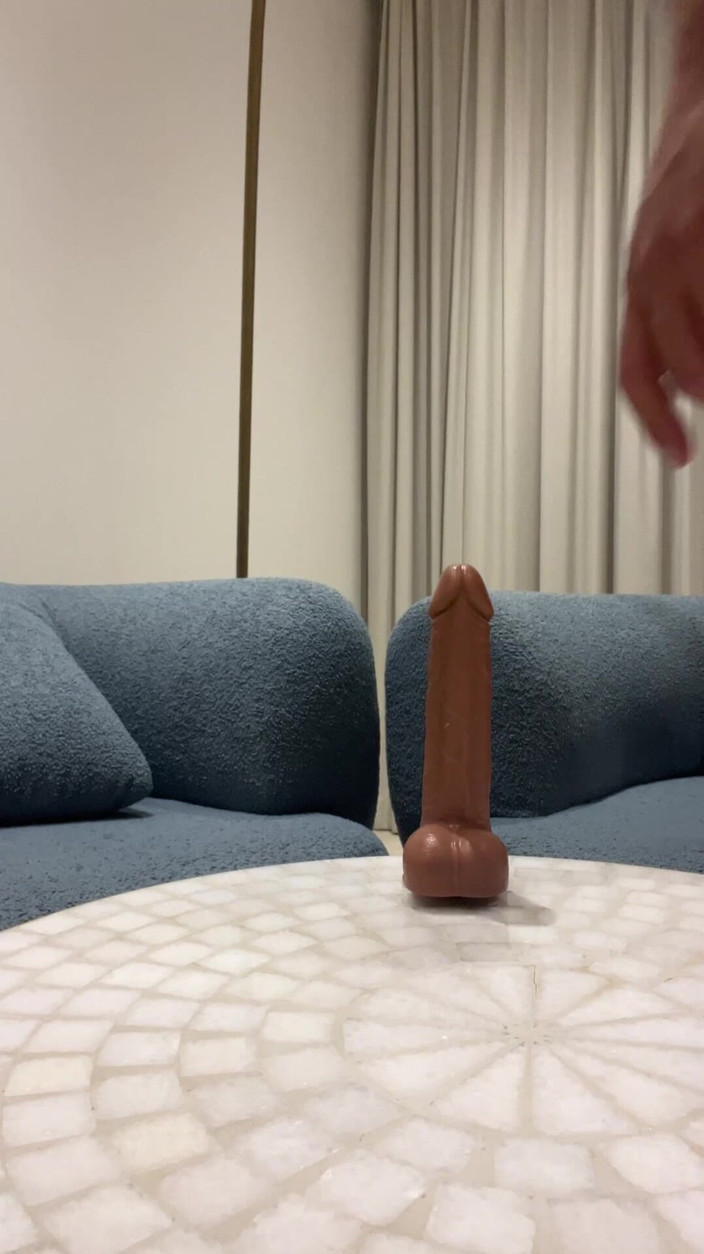 JackStacked: Jack disusun menunggang dan bermain dengan dildo besarnya
