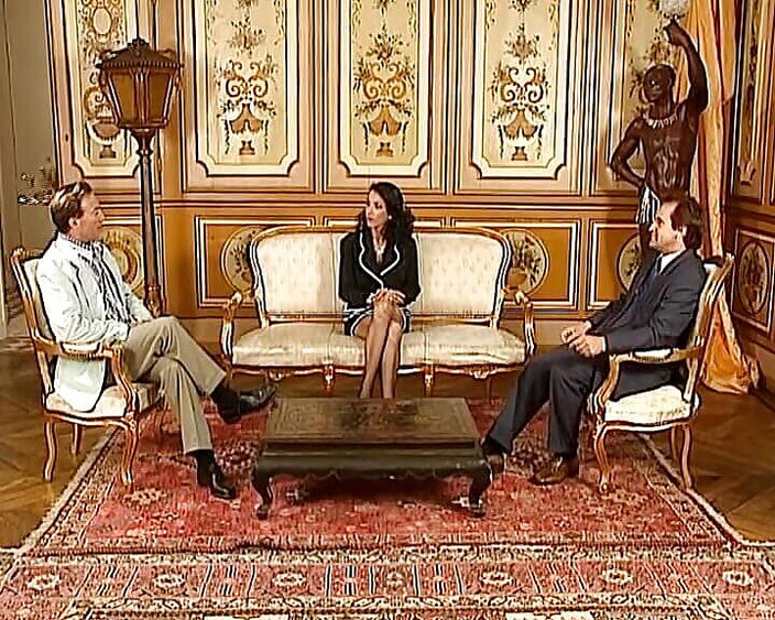 Deutsche XXX Filme: Ba người phụ nữ Đức xuất sắc bị hai anh chàng...