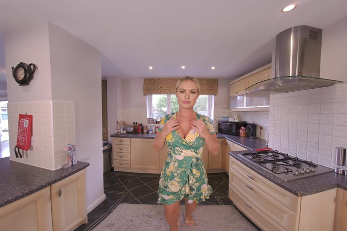 ZexyVR: Louise P - Perv on Me