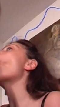 Un couple amateur échange avec beaucoup de baise film complet en HD
