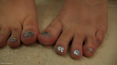 Sinn Sage: Поклоняйтеся мені, показуючи sinn sage