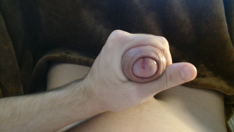 tsouhu: A Man Plays with Lubricant and His Dick