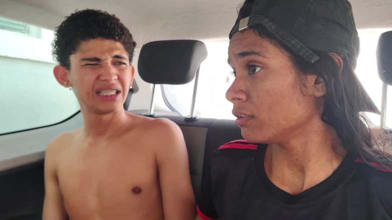 Tiffany Montavani: Sind die Brüder bereit für ein Spiel? sagt deine Halbschwester,...