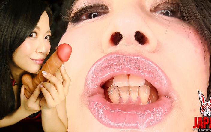 Japan Fetish Fusion: Kiwako Oikawa obejmuje cię w pluć i nakazuje twój orgazm:...