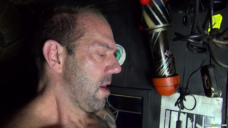 Daddy Sex Files: Full-service Spit &amp; Shine