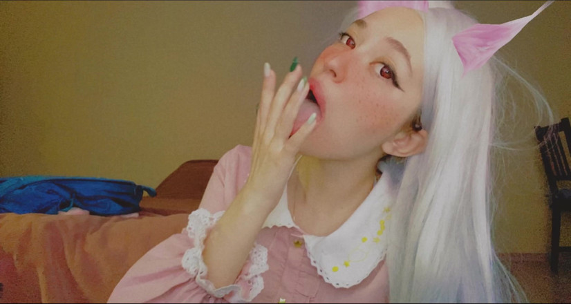 Bambietta Valentain: Quente anime menina chupando seus lindos dedos