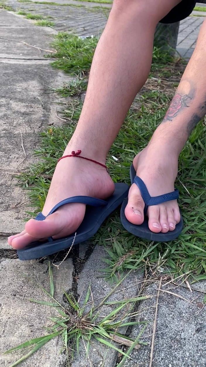 Mr Feet Colombia: Цілуй підошви моїх ніг, ніби це твій бог