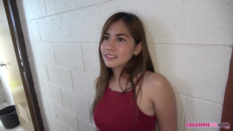 Creampie In Asia: Филиппинка, танцовщица, кримпай. Она такая милая, и у нее была большая жопа, это было так сексуально для секса.
