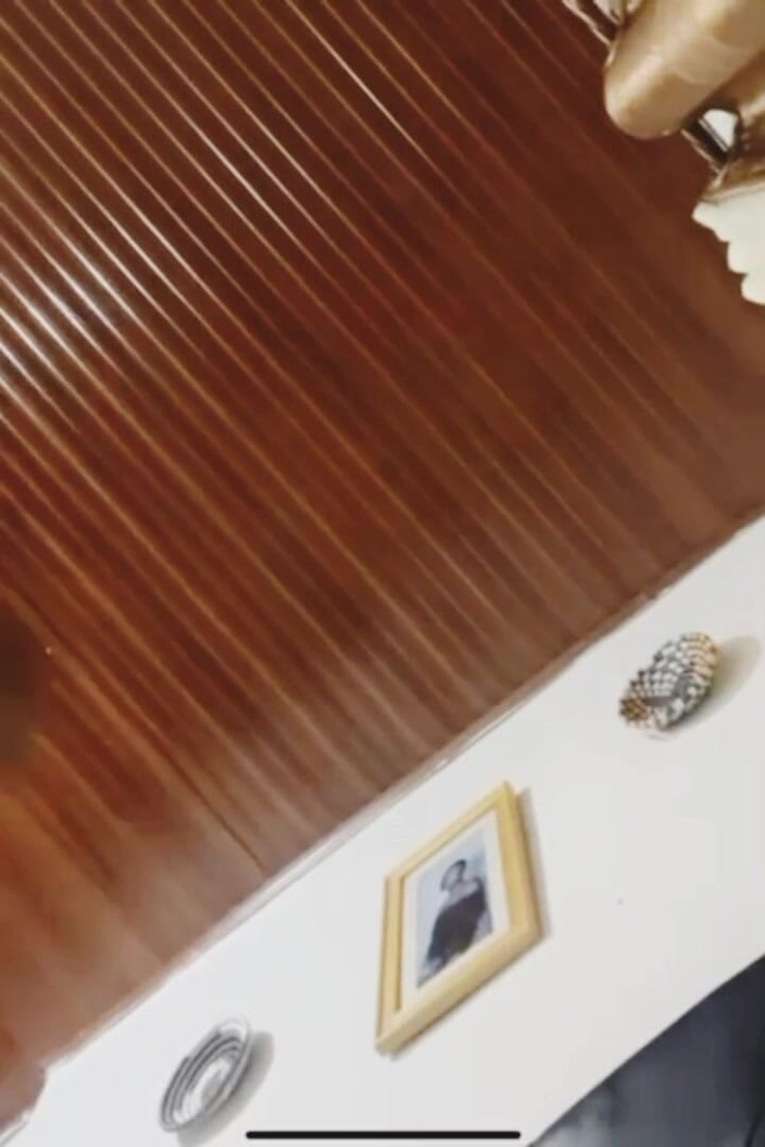 Me and my new slut: Жирна чорношкіра дівчина має велику жирну пизду, і вона мастурбує