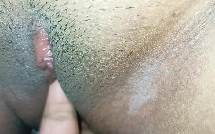 Seethalsanju: Boyfriend Fingering Mallu Hot Wife's Wet Pussy