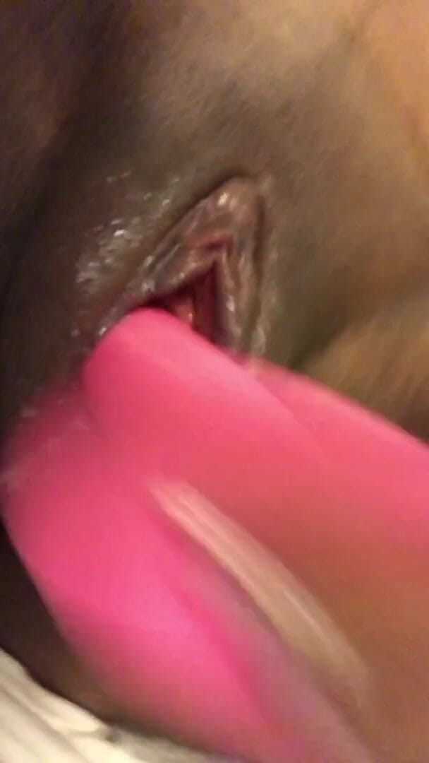 Polynesian Latina xo: Si jalang mengongkek pepek dengan dildo