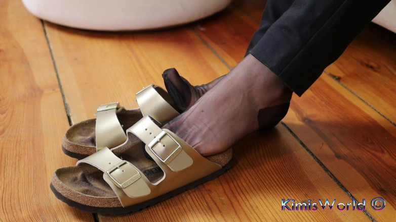 KimisWorld: 极简尼龙时刻——悬挂与鞋摹