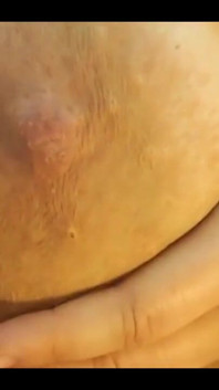 Tittys and Nipps Close up