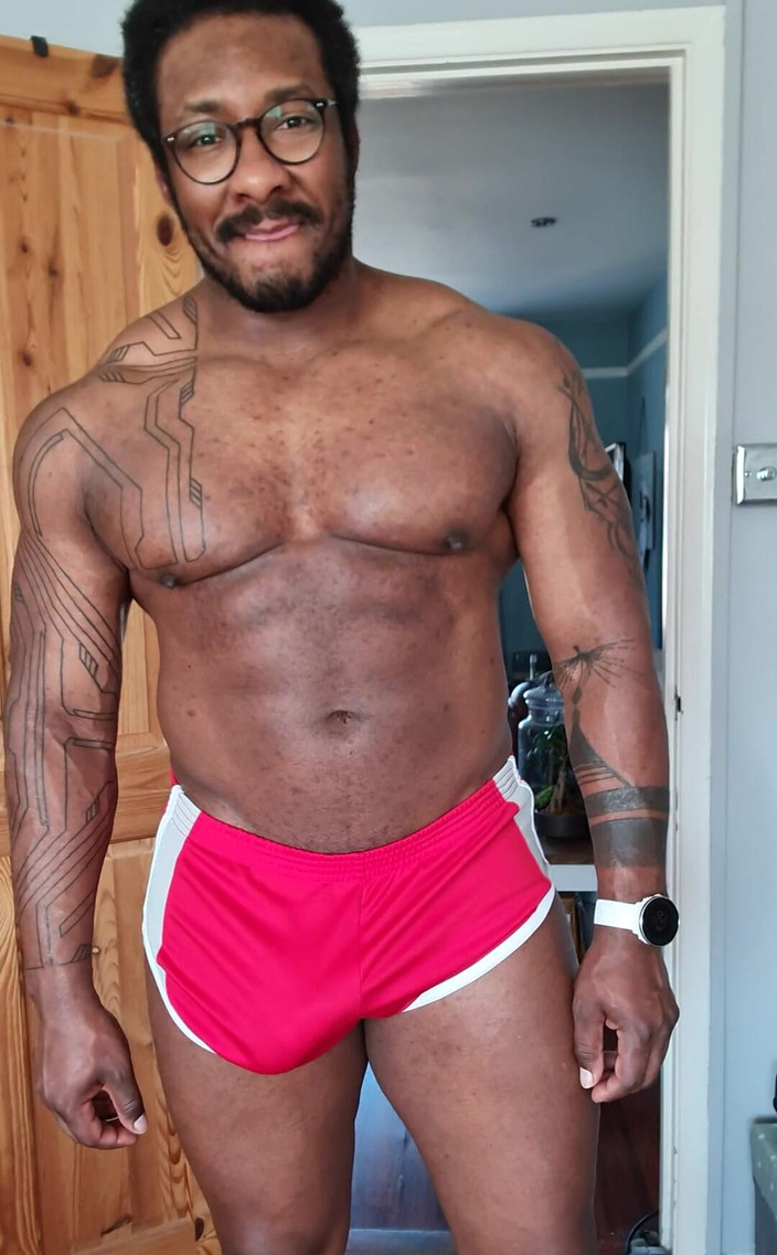 Amadeus: Red Shorts Big