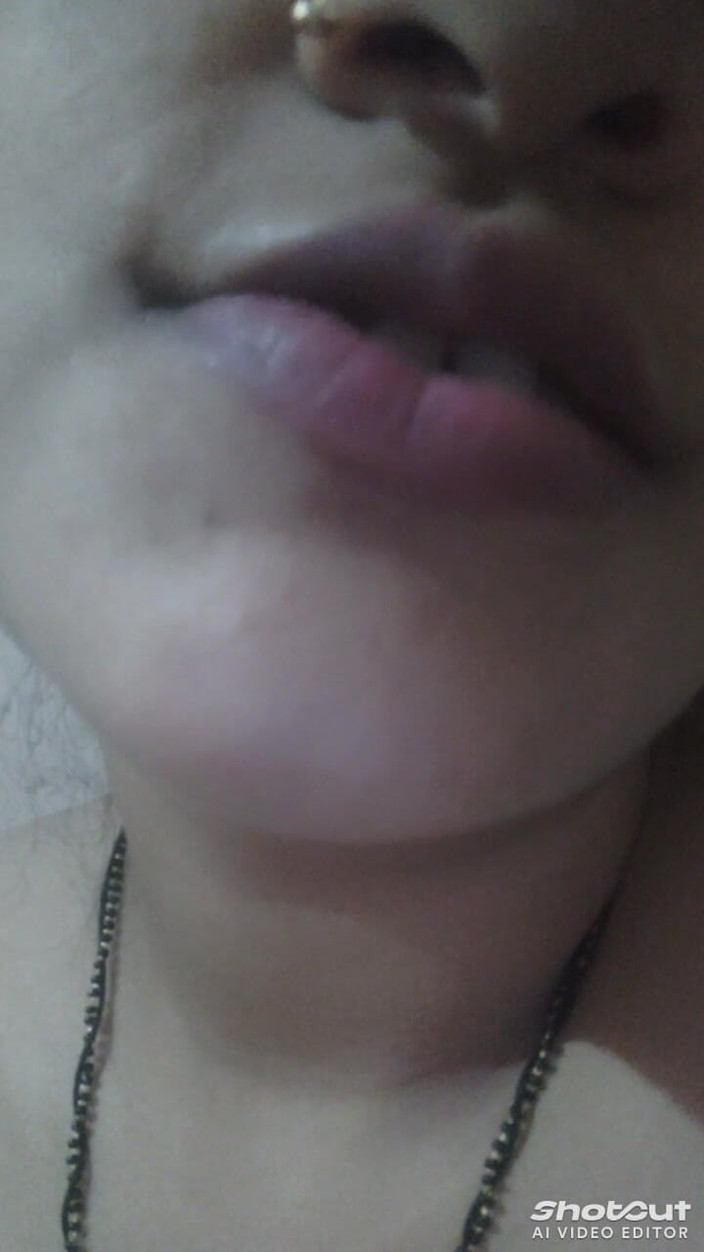 Dr_doom21: Land Se Tadapti Bhabhi Mote Mote Bubu Rasili Chut