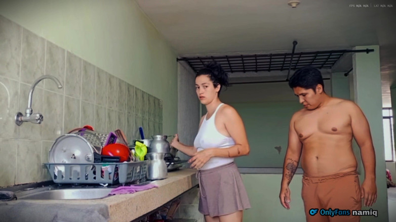 NamiQsein: Kráva dostala v kuchyni