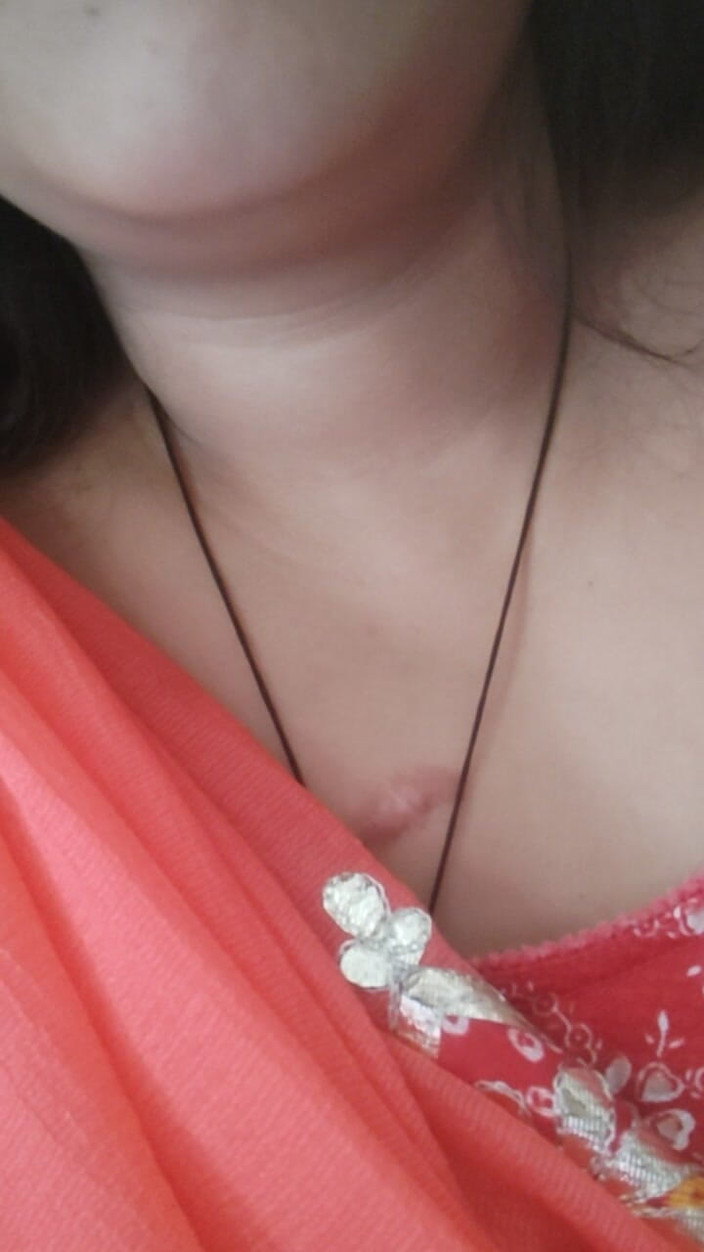 Dr_doom21: Le labbra succose di bhabhi ji