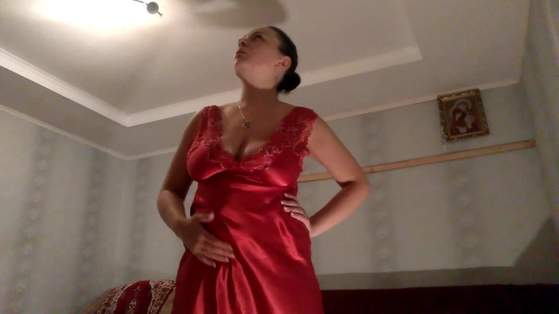 Sexy Milf: Kencing besar di malam hari!!