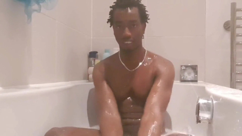 Big Black Cocks Cumming: Nata4sex membelai kontol hitam besarku di kamar mandi