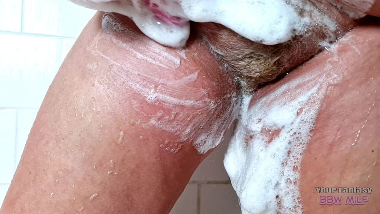 BBW_Wife: Mensabun buah dada saya dan pepek berbulu - ibu tiri mengambil...