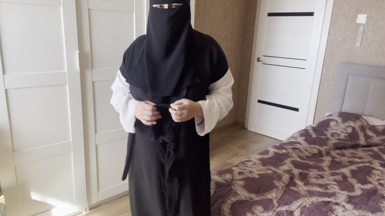 Lux Eva: Khalifa asal turki dengan toket besar lagi asik mainin stoking...