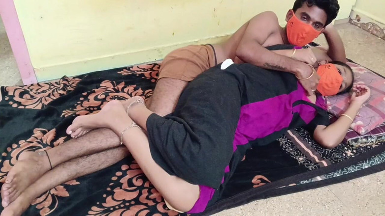 DonJM25: Przyrodnia siostra i przyrodni brat To bardzo ciasne Indian Desi...