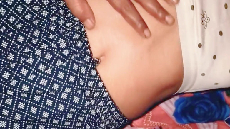 Boyfriend: Heißes bhabhi-ficken mit freundin ihres ehemanns! Weihnachten geschenksex