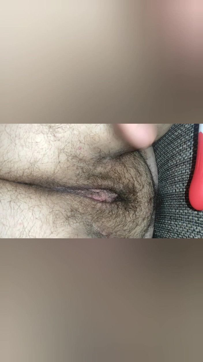 Jonas1996: Ma copine prend une bite dans la chatte mouillée