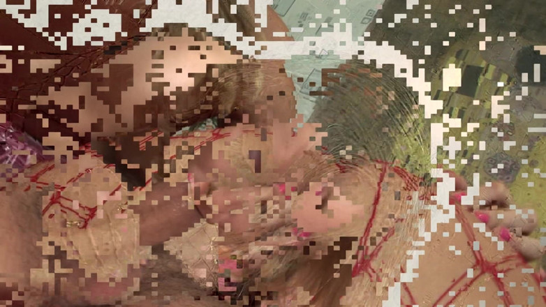 European fresh porn: Dvě lesbické blondýnky mají žhavý sex s připínákem