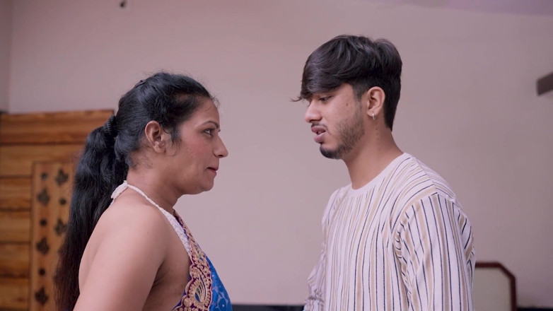 HotMaal69: Indian Stepaunty Scared After Seeing Big Dick Full Hindi Audio