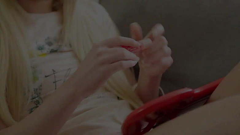 Young Sinner: Giovane trio scopa un grosso cazzo succhia in camera da...