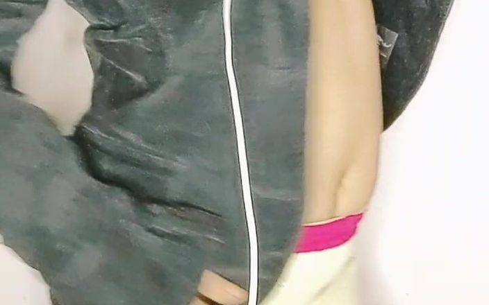 Saloninoor: 애널을 따먹히는 발정난 밀프