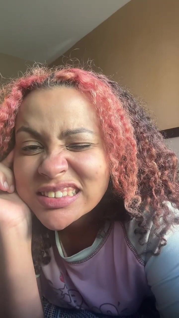 Cutiepiie Chubby: Cute Girl Kompilacja Głośne pierdy z Goofy Silly Faces Reakcje