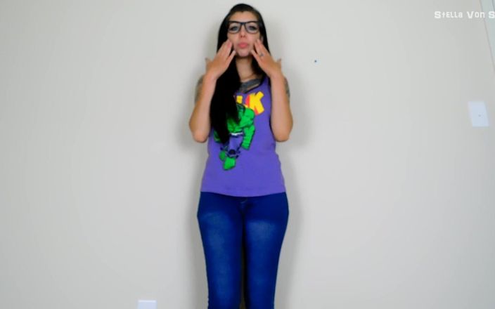 Stella Von Savage: La ragazza nerd ti spacca le palle - umiliazione pov